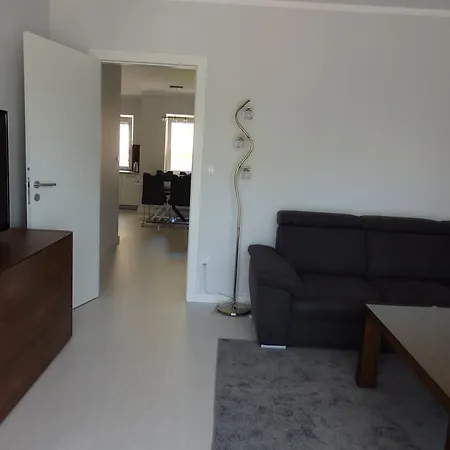 W Rezydencji Maritimo * 科沃布热格